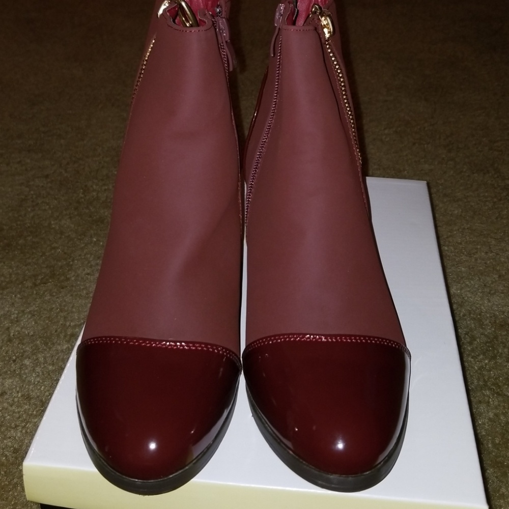 Boots - Picture 3 of 3